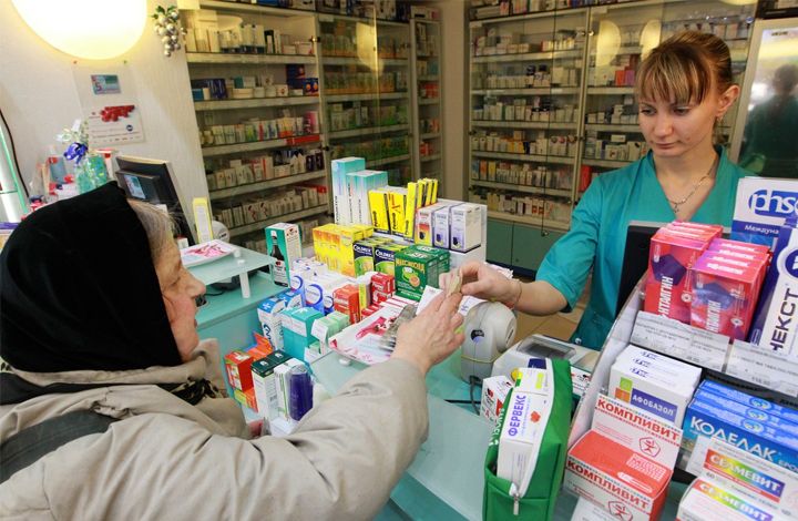 Эксперт об инициативе Минздрава по бесплатным лекарствам в аптеках: бесплатным бывает только сыр в мышеловке