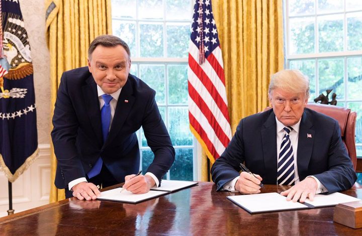 Политолог о "Форте Трамп": польские власти плохо учат уроки истории