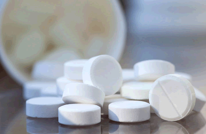Чем опасен аспирин, объясняет специалист
