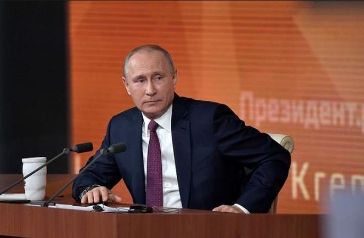 Путин призвал подходить взвешенно к проблеме абортов