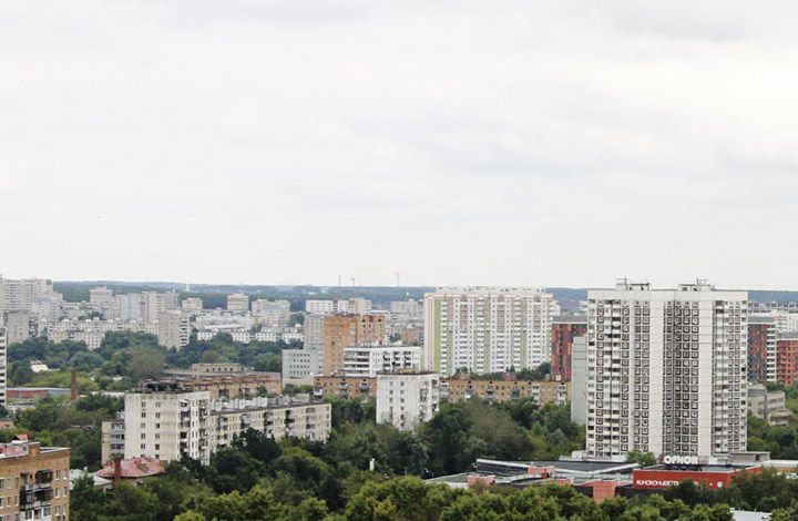Москва: Высокая стадия готовности дома на Коминтерна, 10