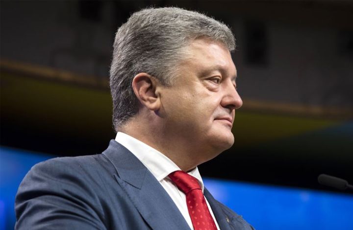 Крымский депутат: заявлениям Порошенко доверять не стоит