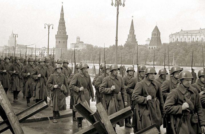 День начала  контрнаступления Красной Армии под Москвой в 1941 году