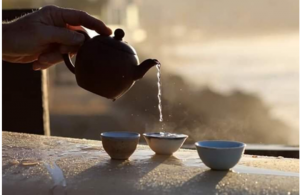 Топ-10 причин, почему стоит пить черный чай зимой