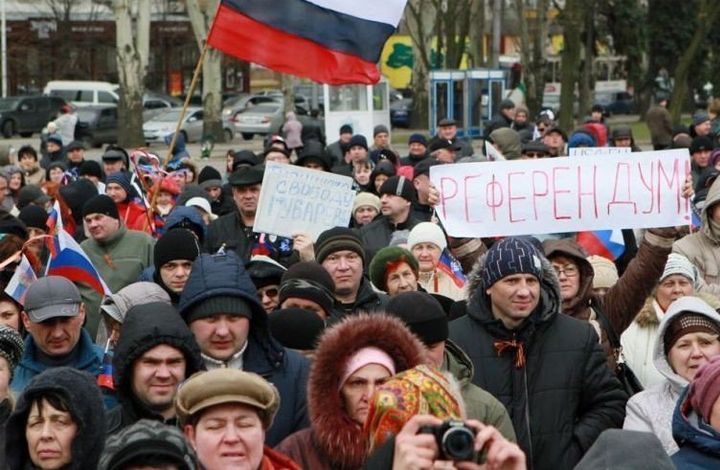 Политолог: жители Донбасса "грустно смеются" над законом о реинтеграции