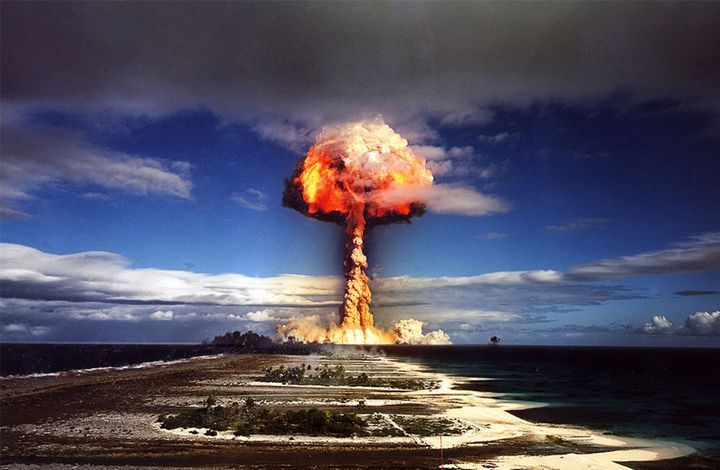 Мнение: США придвинулись не на один шаг к порогу ядерной войны