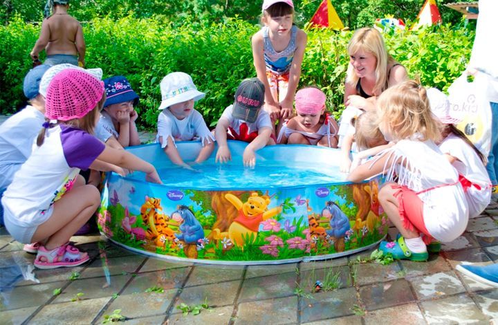 Лето в детских садах проходит весело и ярко