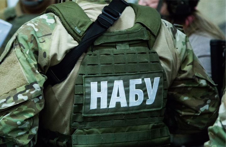 Политолог: киевские власти пытаются выслужиться перед США любой ценой