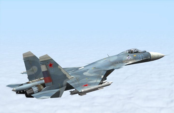 Военный эксперт: Су-27 очень профессионально отогнали В-52 от наших границ