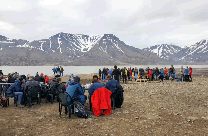 Вкладывать надо в людей, а не в стройки: эксперт об Арктике