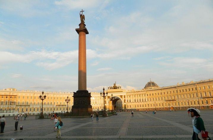 В Петербурге всего 142 комнаты продается дешевле 1 млн рублей
