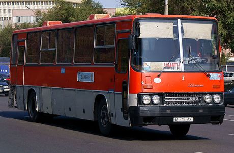 В МВД предложили регистрировать грузовики и автобусы только на компании
