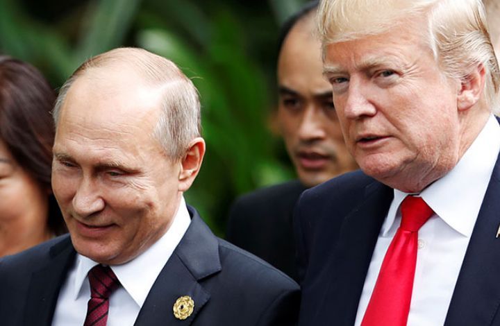 Американист: Трамп не смог улучшить отношения с Россией, потеряв инициативу