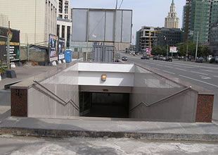 Пешеходные переходы с туалетами появятся в Москве