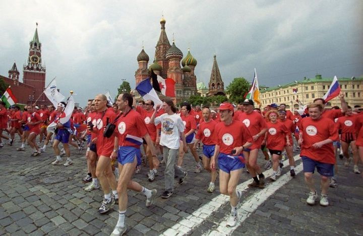 Общество и спорт в России