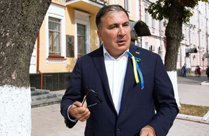 "Это их человек". Кто и зачем возвращает Саакашвили в Грузию?