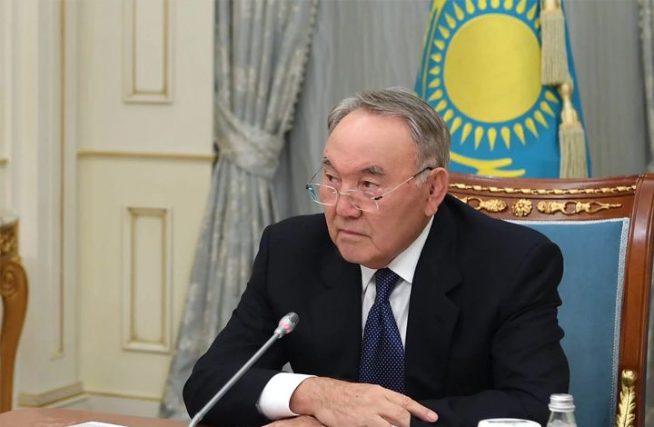 Политолог: Назарбаев проконтролирует первые шаги своего наследника
