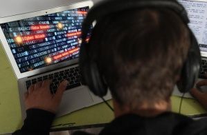 В России выросло число атак вирусов-шифровальщиков. Как с ними бороться?