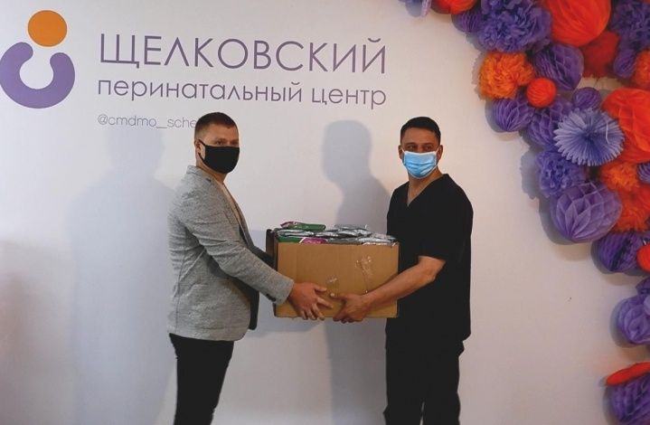 Активисты ОНФ подарили чепчики и пеленки новорожденным Щелковского перинатального центра