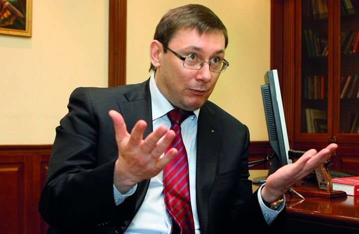Политолог: преследуя Савченко, киевские власти совершают большую ошибку