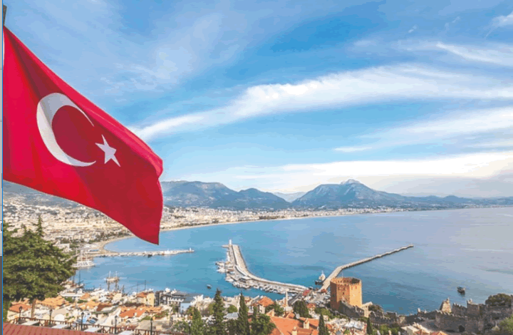 «От плохой жизни». Почему турецкие отели снижают цены для россиян?