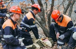 Более 70 туристов спасли севастопольские спасатели в горно-лесной местности
