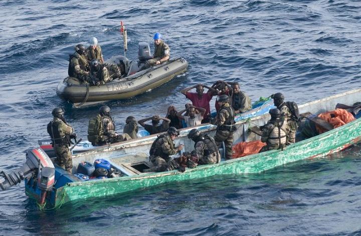 Военно-морской эксперт: пиратство никак не удается искоренить