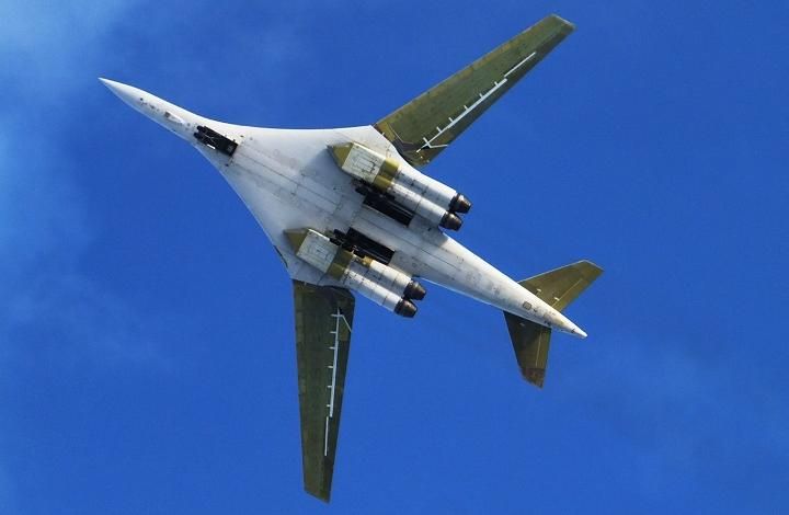 Авиаэксперт: Ту-160 – грозный защитник нашей территории