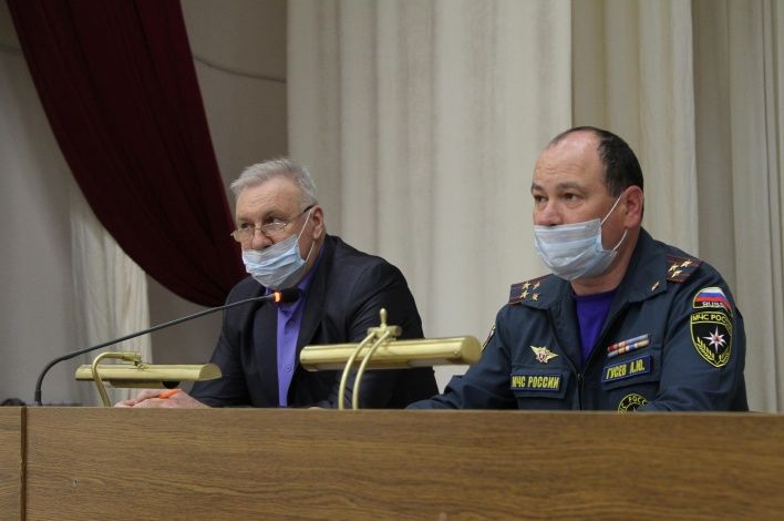 В севастопольском чрезвычайном ведомстве обсудили вопросы создания добровольных пожарных дружин в садоводческих независимых товариществах