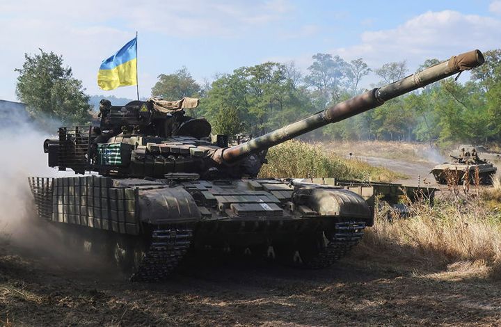 "Украина живет весело". Военный эксперт об обнаруженной "базе с танками"