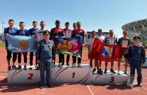 Севастопольские сотрудники МЧС достойно представили Город-Герой на соревнованиях Южного федерального округа по лёгкой атлетике
