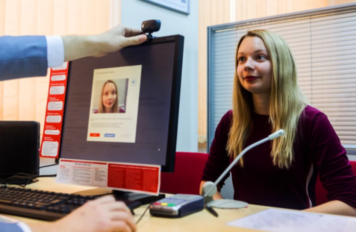 Доступ к биометрии россиян могут расширить. Безопасно ли это?