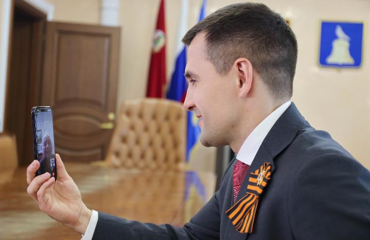 Глава Реутова принял участие в акции «Звонок ветерану»