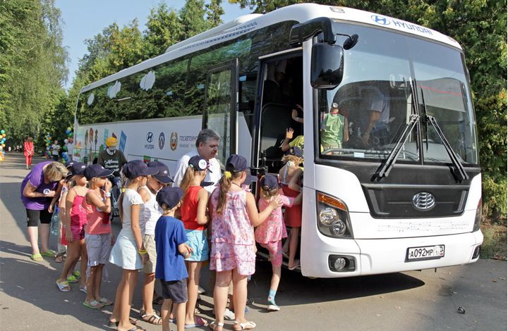 В Подмосковье заявку на сопровождение автобусов с детьми теперь можно оформить онлайн