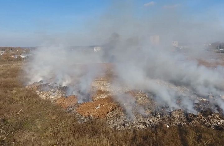 Активисты ОНФ добиваются ликвидации тлеющей незаконной свалки в подмосковной деревне Чашниково