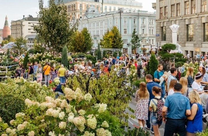 Программу празднования Дня Города Москвы на Тверской улице посвятят юбилею ВДНХ