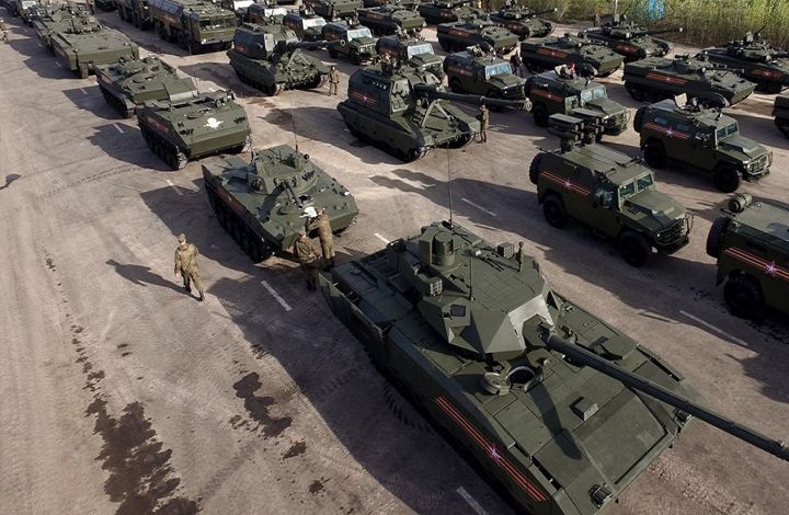 Военный эксперт: РФ стала более взвешенно подходить к программе вооружений