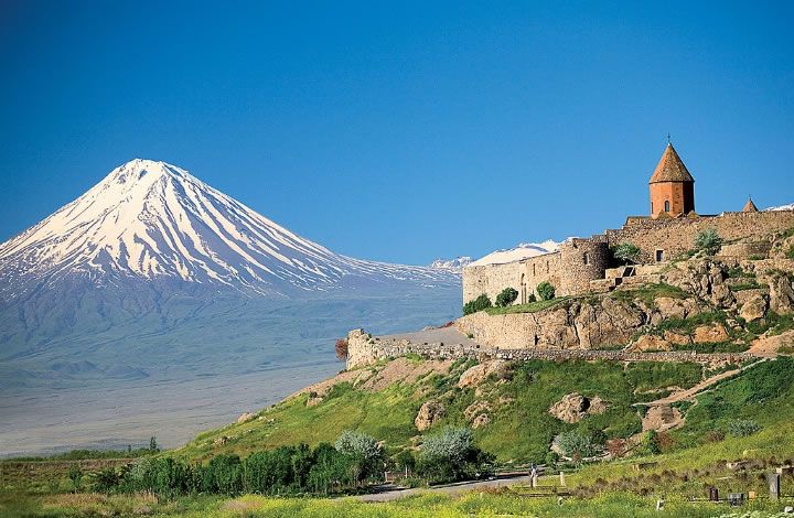 Россиян ждут в Армении