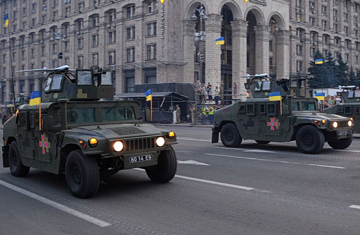 Военный эксперт: на Украине хвастаются "новым оружием", которого нет