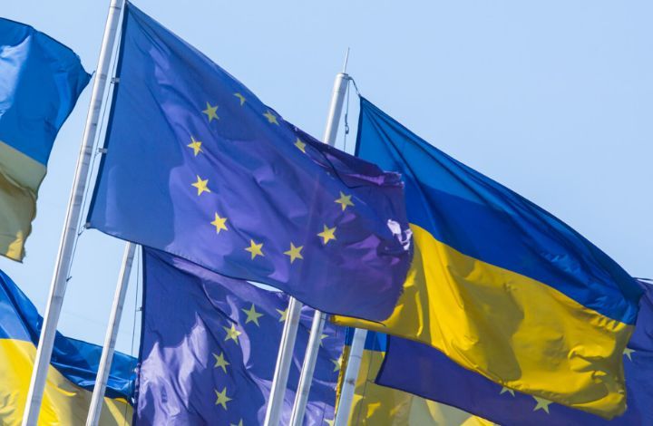 Киев попросил помощи Евросоюза в продвижении "хороших новостей" об Украине