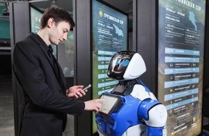 В Российских городах начнут массово появляться роботы-экскурсоводы