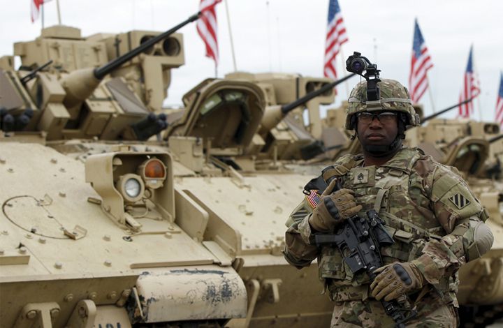 Военный эксперт призвал с осторожностью воспринимать "панические атаки" США