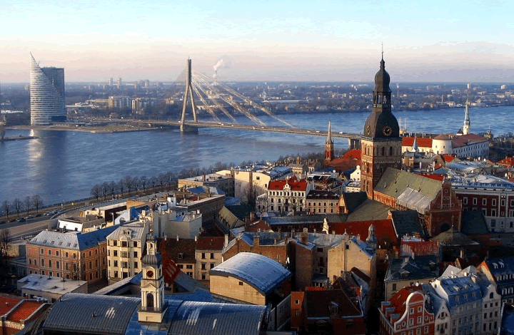 Эксперт рассказал, когда Латвия может изменить отношение к РФ и почему