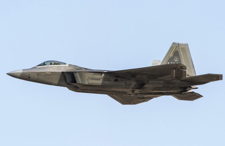 Эксперт объяснил, зачем США хотят применить F-22 в Сирии