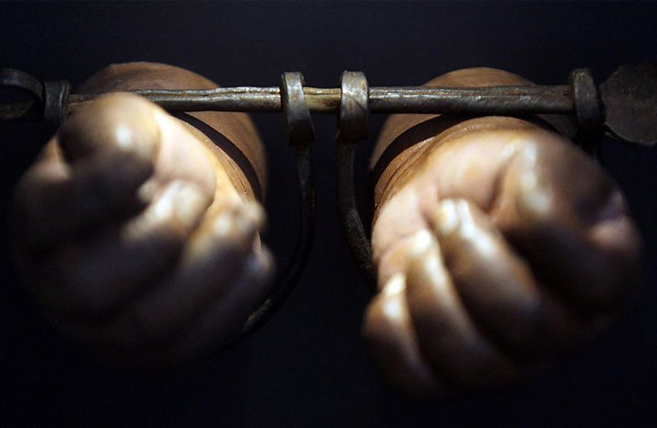 "Примитивный расчет". Правозащитник оценил данные Walk Free о рабах в мире