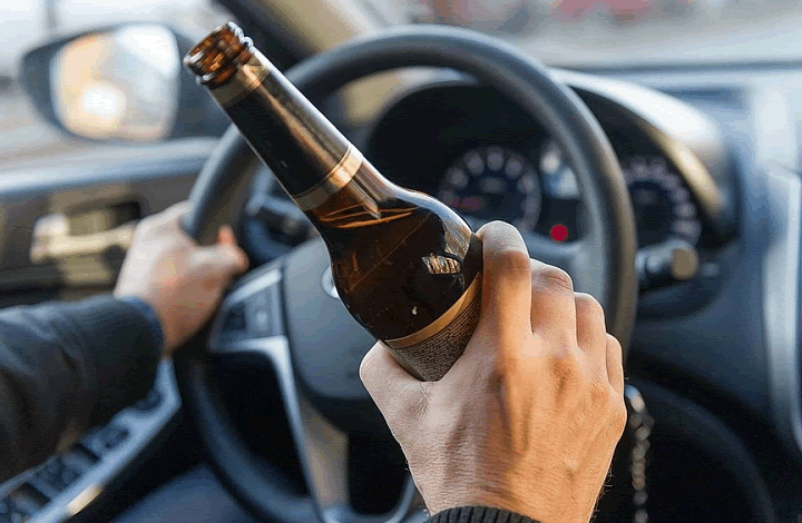 Автоэксперт рассказал о принудительном лечении пьяных водителей