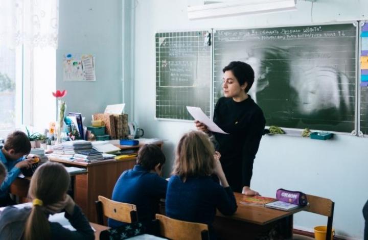 После дистанционки относиться к учителям с уважением и благодарностью стало больше россиян