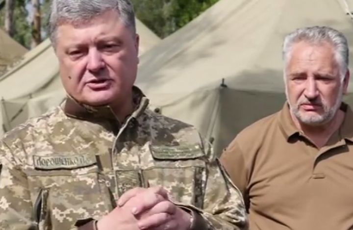 СМИ узнали о планах президента Украины Петра Порошенко по реинтеграции Донбасса.