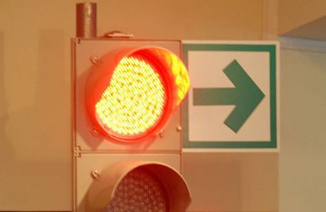 Опровергнута информация о запрете поворота на красный