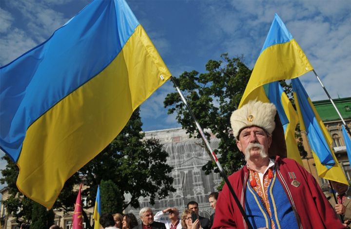 Украинский аналитик: экономикой в стране никто не занимается